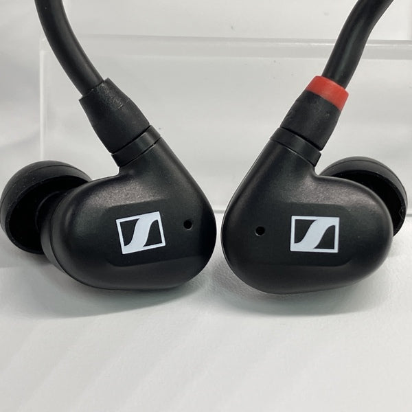 【中古】IE 100 PRO BLACK【秋葉原】