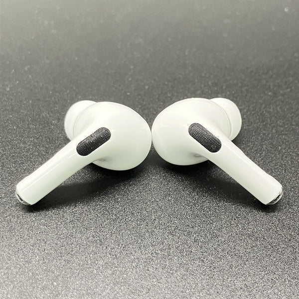 【中古】MagSafe充電ケース(USB-C)付きAirPods Pro(第2世代) MTJV3JA【秋葉原】