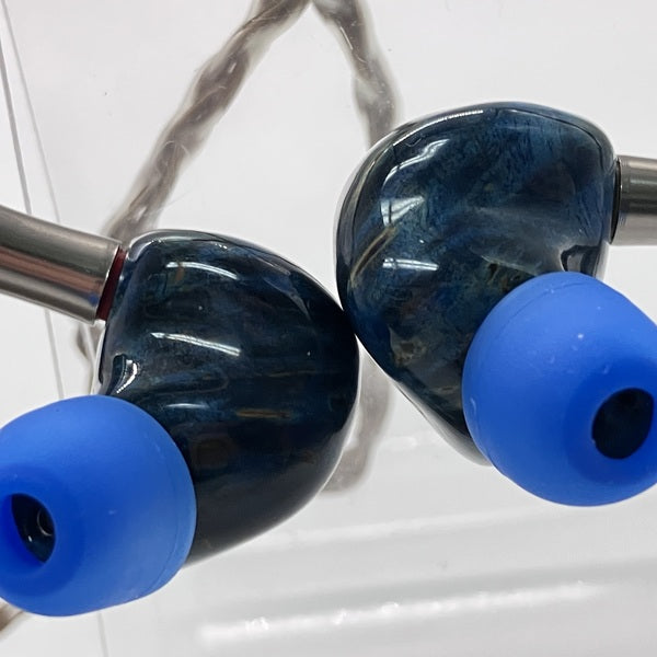 【中古】Adonis【名古屋】