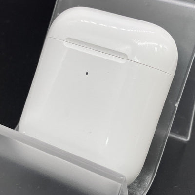 【中古】Wireless Charging Case for AirPods MR8U2J/A【秋葉原】