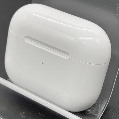 【中古】AirPods Lightning 充電ケース (第3世代)【日本橋】