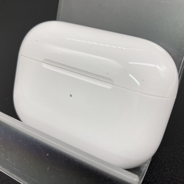 【中古】Apple AirPods Pro MLWK3J/A  (2021/Magsafe)【秋葉原】