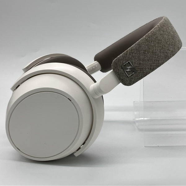 【中古】MOMENTUM 4 Wireless ホワイト 【M4AEBT WHITE】【秋葉原】