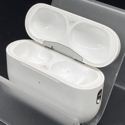 【中古】AirPods Pro (第2世代) 充電ケース (Lightning)【秋葉原】