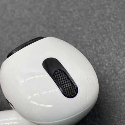 【中古】AirPods Pro （R側）【秋葉原】