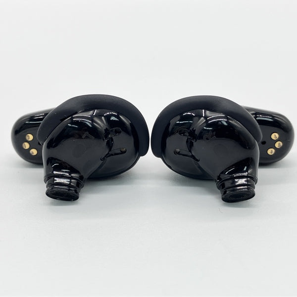 【中古】QuietComfort Ultra Earbuds Black【秋葉原】