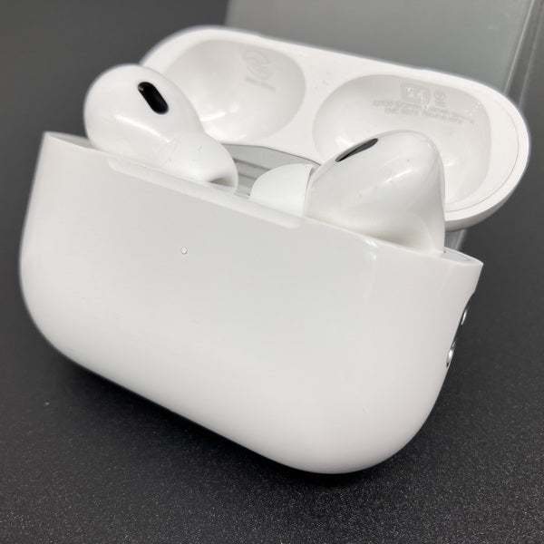 【中古】AirPods Pro (第2世代) MQD83J/A【秋葉原】