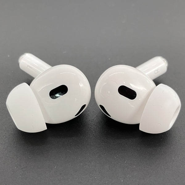 【中古】MagSafe充電ケース(USB-C)付きAirPods Pro(第2世代) MTJV3JA【秋葉原】