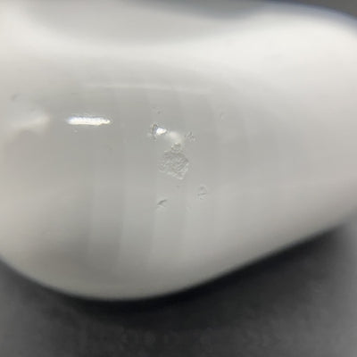 【中古】MagSafe充電ケース(USB-C)付きAirPods Pro(第2世代) MTJV3JA【秋葉原】