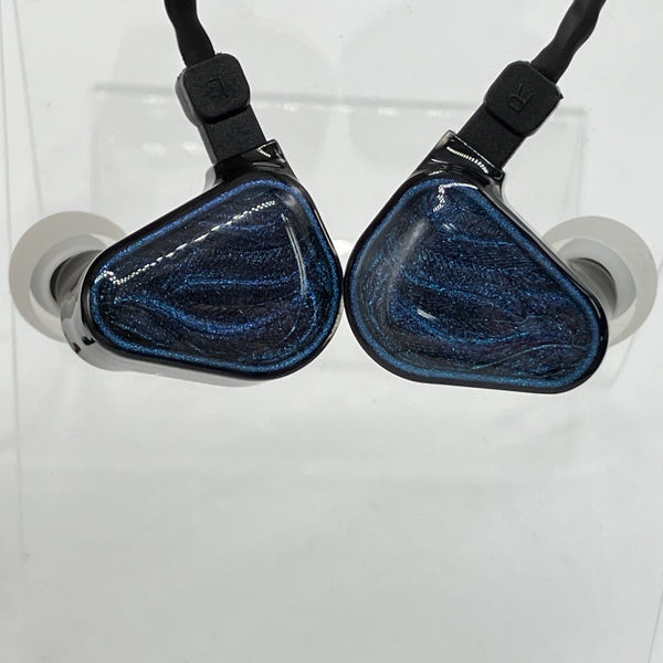 【中古】ZERO 初【秋葉原】