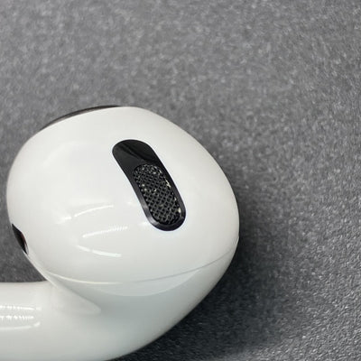 【中古】AirPods Pro （R側）【秋葉原】