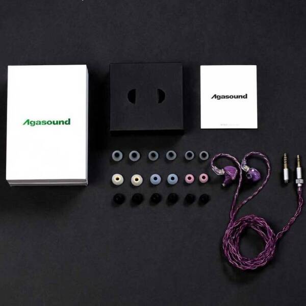 Performer Colorful Wood