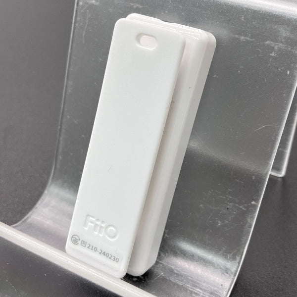 【中古】BTR11 White 【FIO-BTR11-W】【秋葉原】