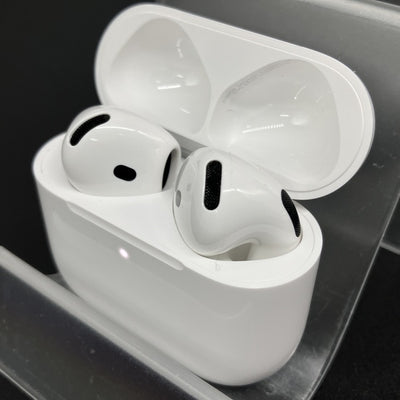 【中古】AirPods 4 MXP63J/A【秋葉原】