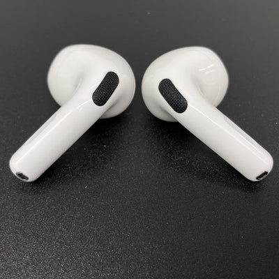 【中古】AirPods 4 MXP63J/A【秋葉原】