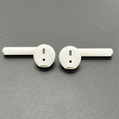 【中古】AirPods with Charging Case MV7N2J/A【秋葉原】