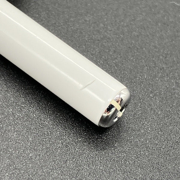 【中古】AirPods with Charging Case MV7N2J/A【秋葉原】