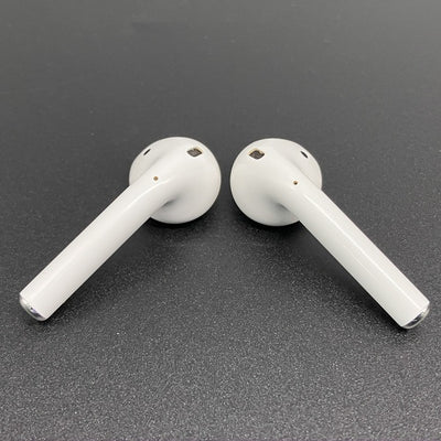 【中古】AirPods with Charging Case MV7N2J/A【秋葉原】