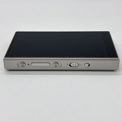 【中古】M21 Titanium Gold 【FIO-M21-G】【秋葉原】