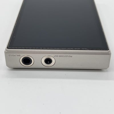 【中古】M21 Titanium Gold 【FIO-M21-G】【秋葉原】