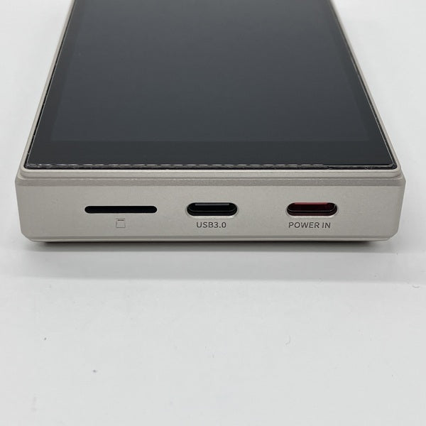 【中古】M21 Titanium Gold 【FIO-M21-G】【秋葉原】