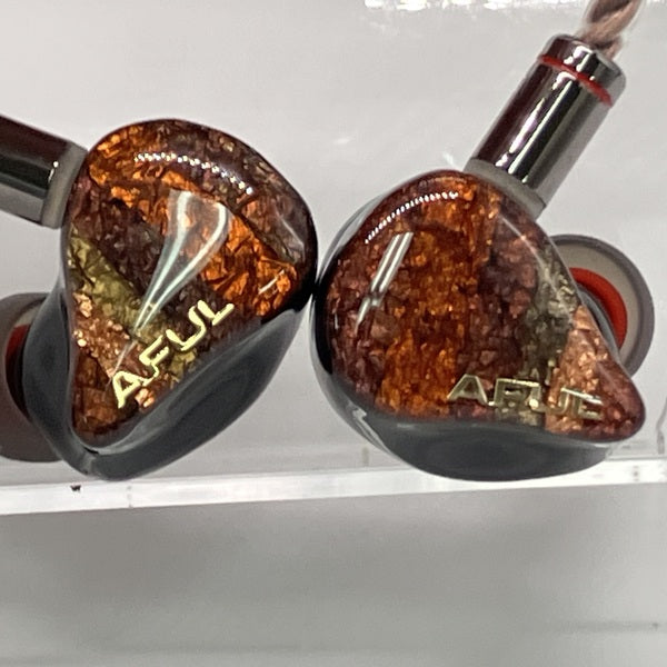 【中古】PERFORMER 8 4.4ｍｍモデル【秋葉原】