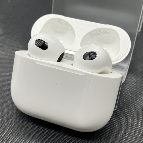 【中古】Airpods MME73J/A 3rd Generation【秋葉原】