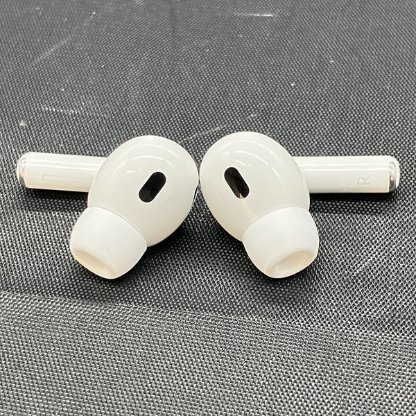 【中古】AirPods Pro (第2世代) MQD83J/A【秋葉原】