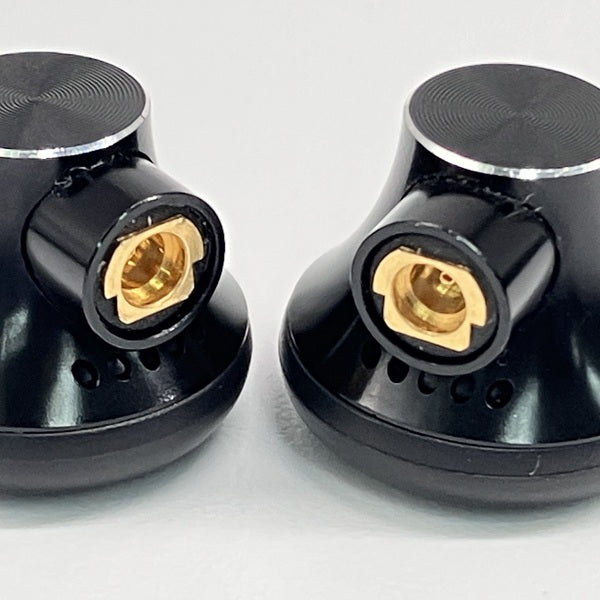 【中古】鶯 ブラック（MMCX対応）【NLN-UGS-BK】（ケーブル欠品）【秋葉原】