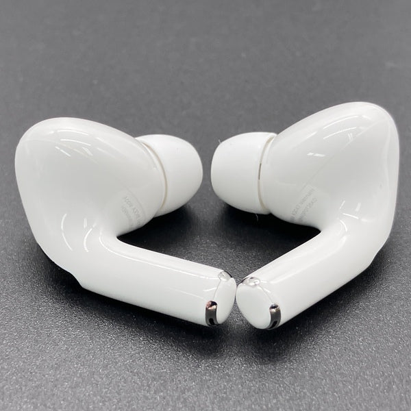 【中古】MagSafe充電ケース(USB-C)付きAirPods Pro(第2世代) MTJV3JA (海外モデル)【秋葉原】