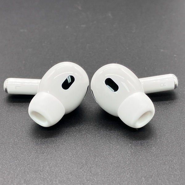 【中古】MagSafe充電ケース(USB-C)付きAirPods Pro(第2世代) MTJV3JA (海外モデル)【秋葉原】