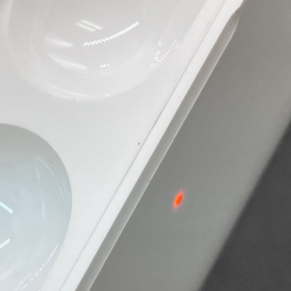 【中古】MagSafe充電ケース(USB-C)付きAirPods Pro(第2世代) MTJV3JA (海外モデル)【秋葉原】