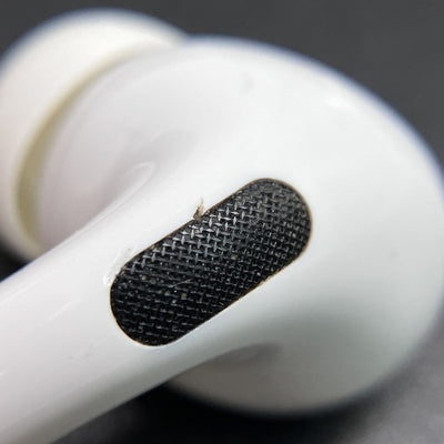 【中古】MagSafe充電ケース(USB-C)付きAirPods Pro(第2世代) MTJV3JA【日本橋】