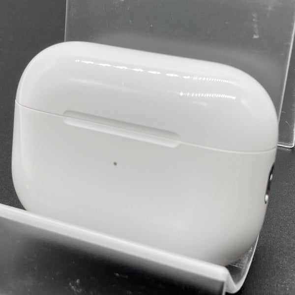 【中古】MagSafe充電ケース(USB-C)付きAirPods Pro(第2世代) MTJV3JA【秋葉原】