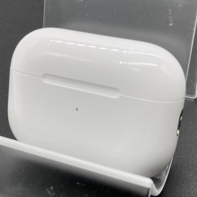【中古】MagSafe充電ケース(USB-C)付きAirPods Pro(第2世代) MTJV3JA【秋葉原】