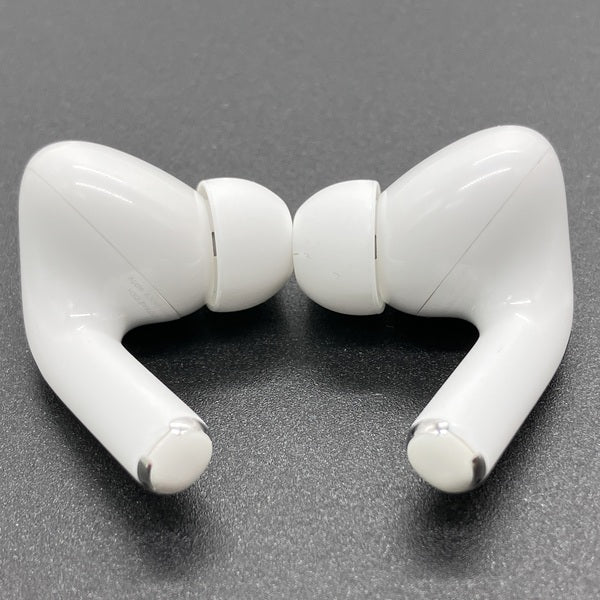 【中古】MagSafe充電ケース(USB-C)付きAirPods Pro(第2世代) MTJV3JA【秋葉原】