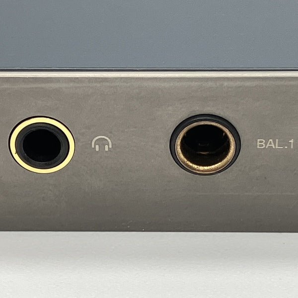 【中古】A&futura SE300 Titan 【IRV-AK-SE300-TI】【秋葉原】