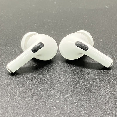 【中古】MagSafe充電ケース(USB-C)付きAirPods Pro(第2世代) MTJV3JA【秋葉原】