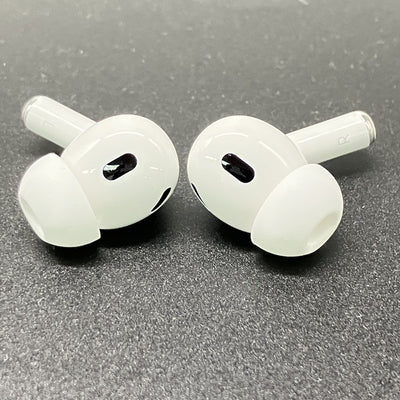 【中古】MagSafe充電ケース(USB-C)付きAirPods Pro(第2世代) MTJV3JA【秋葉原】