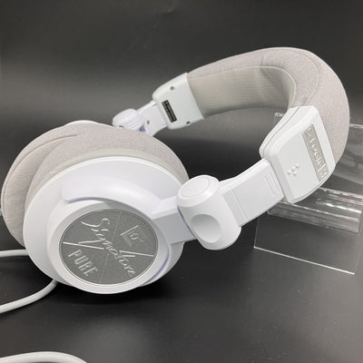 【中古】Signature PURE WHITE 【ULT-SIG-PURE-WHT】【秋葉原】