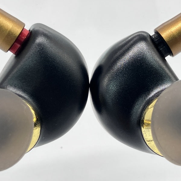 【中古】Hi-Unit001-pnk(クラウドファンディング版 ダルマオーディオ製リモコンマイク付きケーブル&4.4㎜バランスケーブ『龍柱』限定色)【秋葉原】