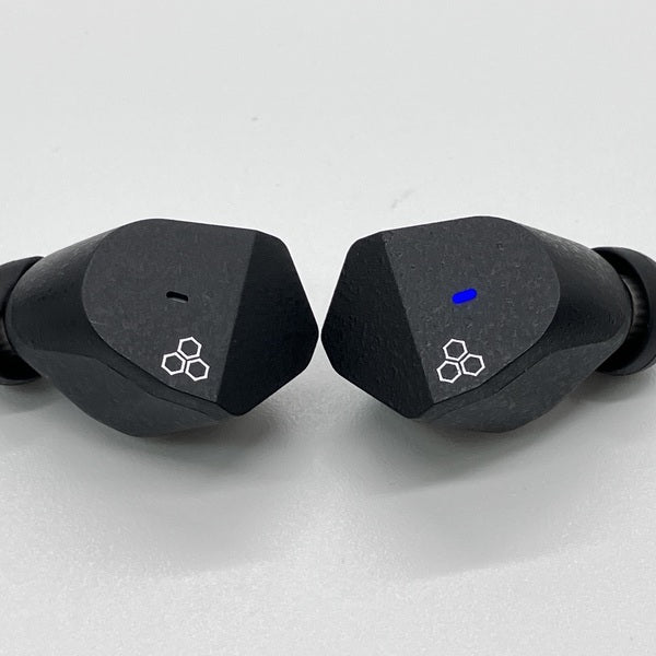 【中古】ZE3000 ブラック 【FI-ZE3DPLTW-BLACK】【秋葉原】