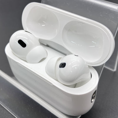 【中古】MagSafe充電ケース(USB-C)付きAirPods Pro(第2世代) MTJV3JA【秋葉原】