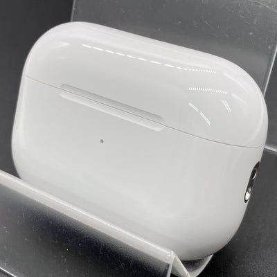 【中古】MagSafe充電ケース(USB-C)付きAirPods Pro(第2世代) MTJV3JA【秋葉原】