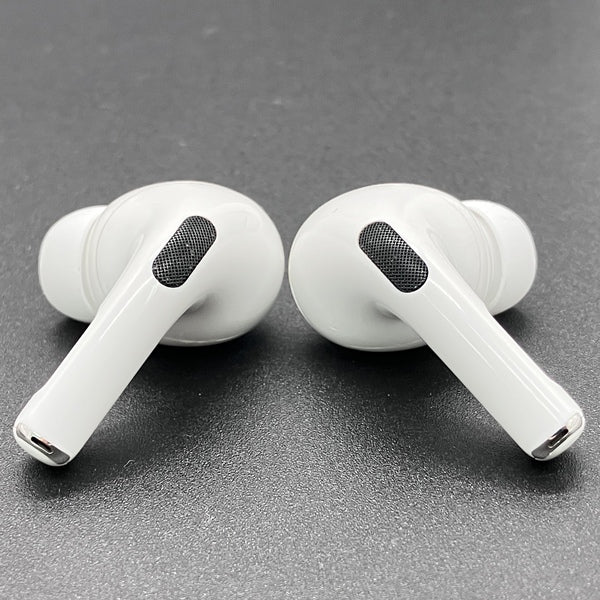 Apple 【中古】MagSafe充電ケース(USB-C)付きAirPods Pro(第2世代