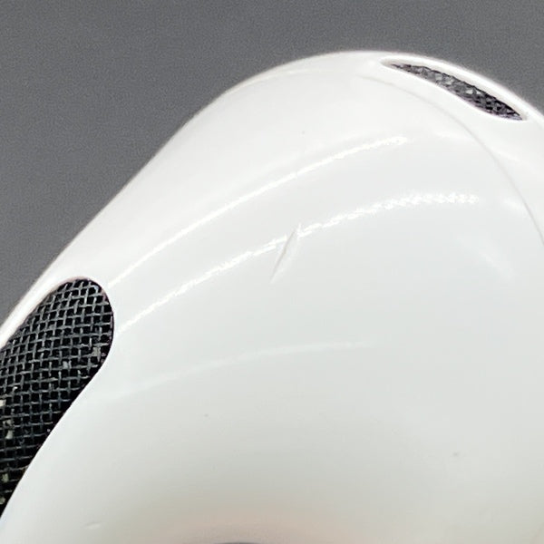 【中古】MagSafe充電ケース(USB-C)付きAirPods Pro(第2世代) MTJV3JA【秋葉原】