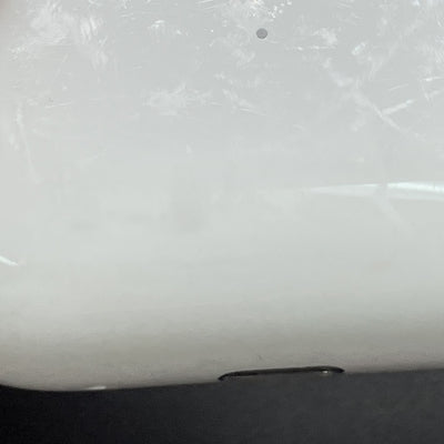 【中古】MagSafe充電ケース(USB-C)付きAirPods Pro(第2世代) MTJV3JA【秋葉原】