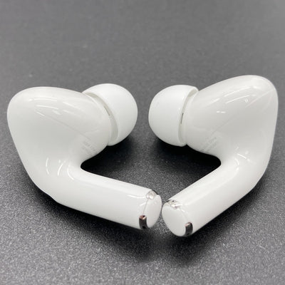 【中古】MagSafe充電ケース(USB-C)付きAirPods Pro(第2世代) MTJV3JA【秋葉原】