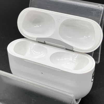 【中古】AirPods Pro (第2世代) 充電ケース (Lightning)【秋葉原】