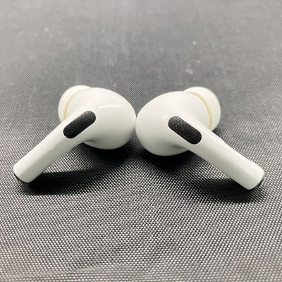 【中古】MagSafe充電ケース(USB-C)付きAirPods Pro(第2世代) MTJV3JA【秋葉原】